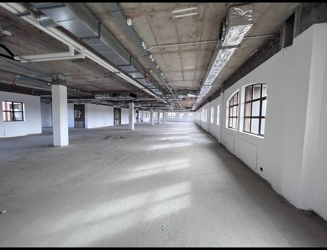 886M² OFFICE TO LET IN CENTURY CITY
